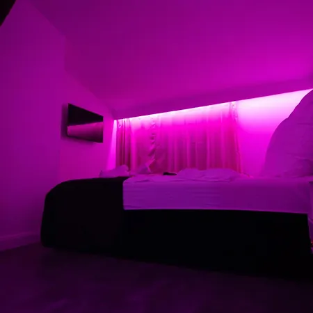 Apartment Ts *